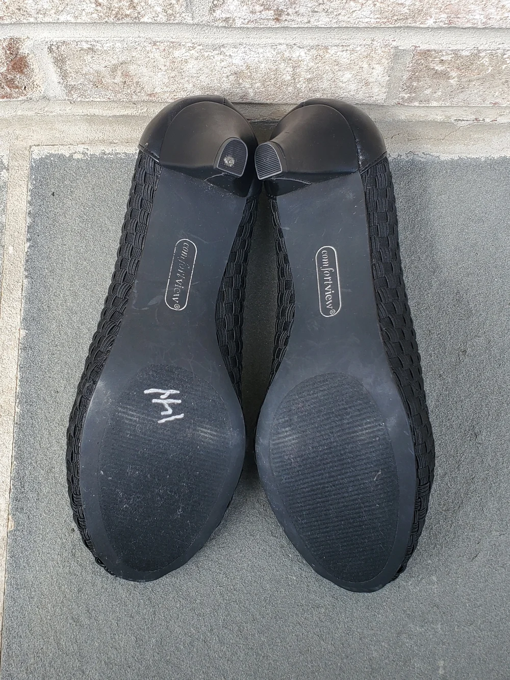 comfortview women's US 7.5 fold mid black